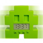 Space Invaders Wecker blur