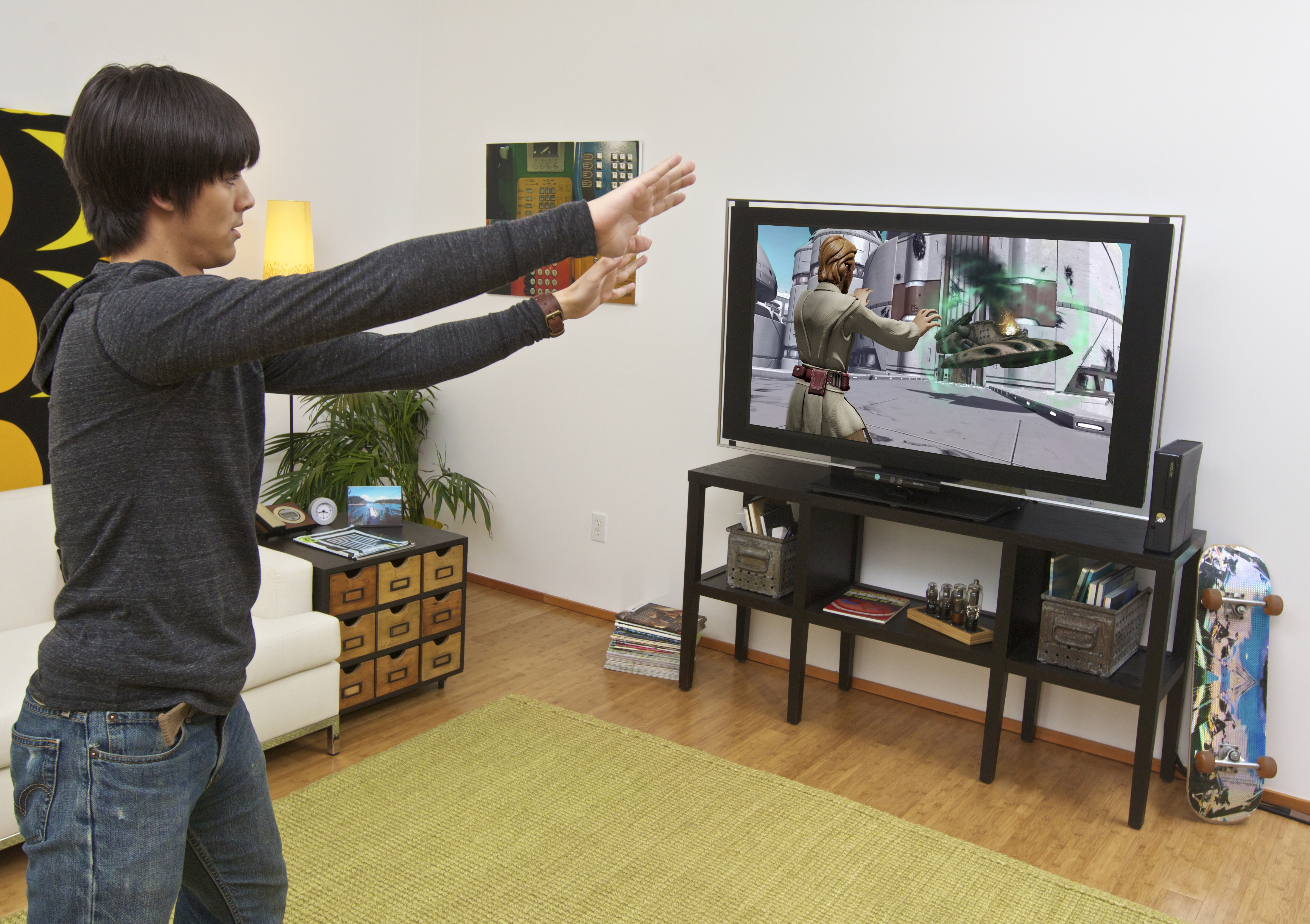 Телевидение играет роль. Kinect Star Wars Xbox 360. Игровая приставка для телевизора. Игры на телевизоре. Игровой телевизор.