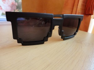8-bit Pixelbrille Details 2