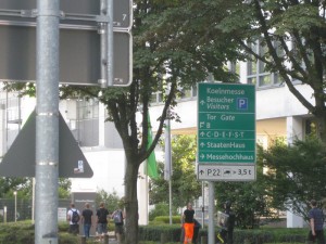 gamescom 2012 verkehrsschild