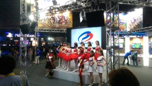 PAONDP-Booth-Babes-Aufstellung
